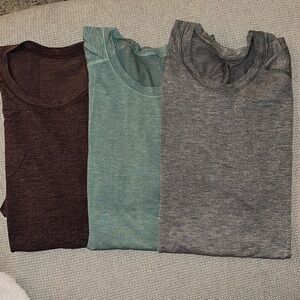 Lululemon Metal Vent Tech Short-Sleeve Shirt